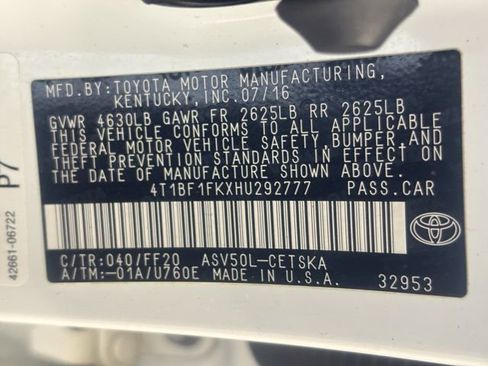 Used 2017 Toyota Camry SE FWD image 21