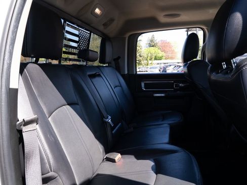 Used 2018 RAM 1500 Laramie w/ Convenience Group AWD/4WD image 23
