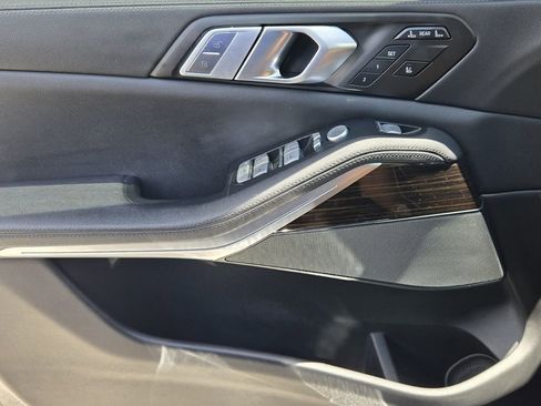 Used 2020 BMW X7 xDrive40i AWD/4WD image 30