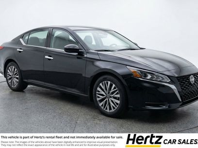 Used 2025 Nissan Altima 2.5 SV