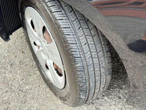 Used 2018 Kia Forte LX image 58