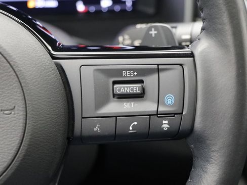 Used 2023 Nissan Rogue Platinum w/ Platinum Premium Package image 22