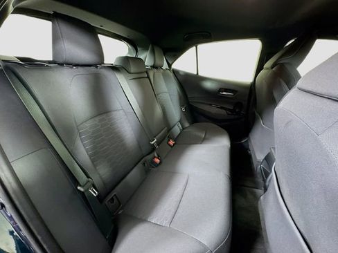 Used 2022 Toyota Corolla SE w/ SE Preferred Package FWD image 27