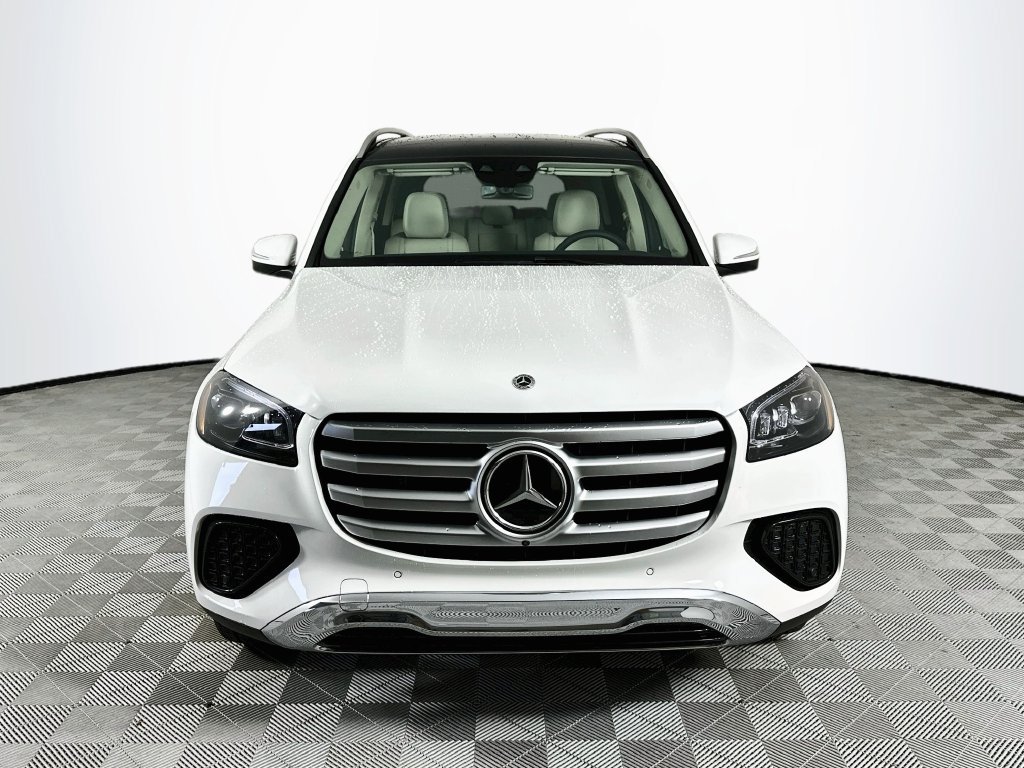 New 2026 Mercedes-Benz GLS 450 4MATIC image 2