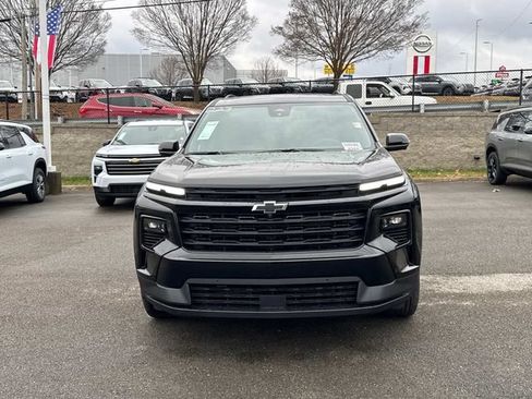 New 2026 Chevrolet Traverse LT w/ Enhanced Driving Package FWD image 9