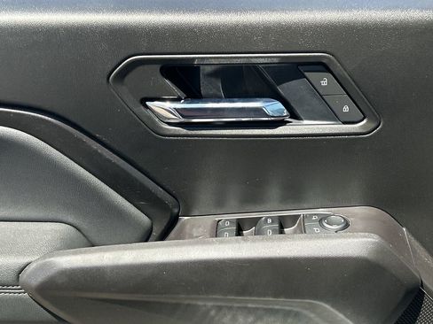 Used 2025 GMC Canyon Elevation RWD image 23
