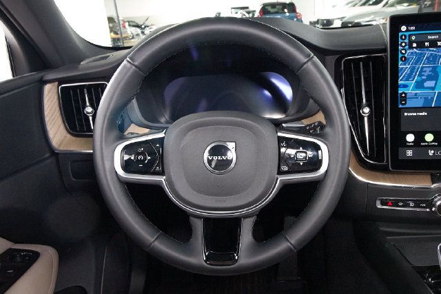 Certified 2026 Volvo XC60 B5 Plus AWD/4WD image 8