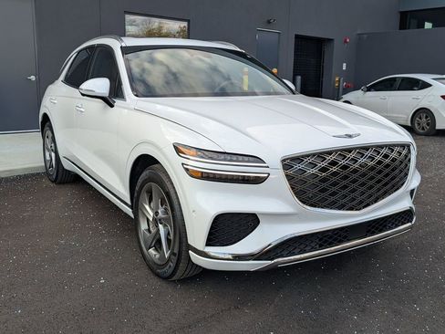 Used 2026 Genesis GV70 2.5T Advanced image 7
