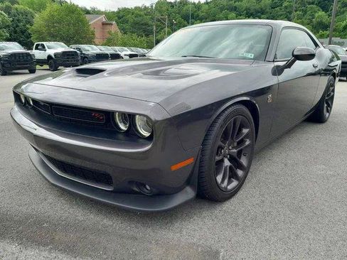Used 2020 Dodge Challenger R/T Scat Pack w/ Plus Package RWD image 5