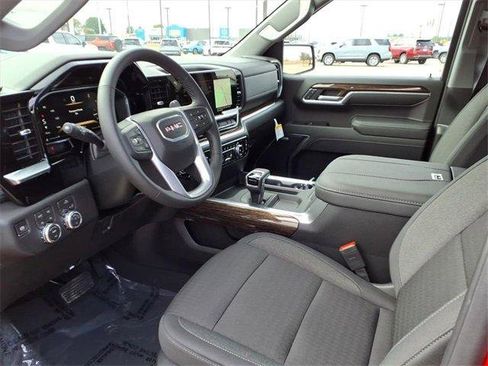 New 2026 GMC Sierra 1500 Elevation image 17