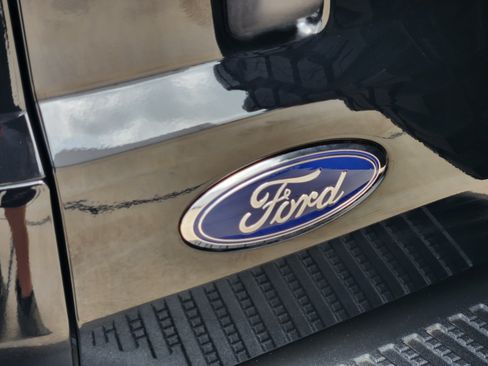 Used 2023 Ford Bronco Badlands AWD/4WD image 32