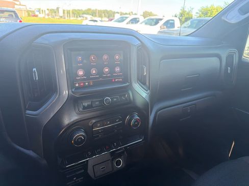 Used 2020 Chevrolet Silverado 1500 Custom Trail Boss w/ Custom Convenience Package AWD/4WD image 18