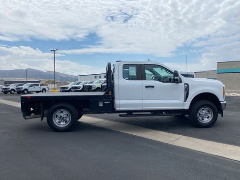 Used 2023 Ford F350 XL w/ Snow Plow Prep Package AWD/4WD image 15
