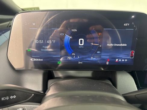 New 2026 Chevrolet Equinox EV LT image 23