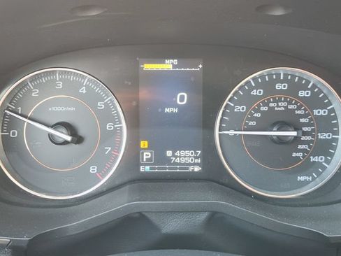 Used 2019 Subaru Crosstrek 2.0i Limited w/ Moonroof Package w/Navigation AWD/4WD image 16
