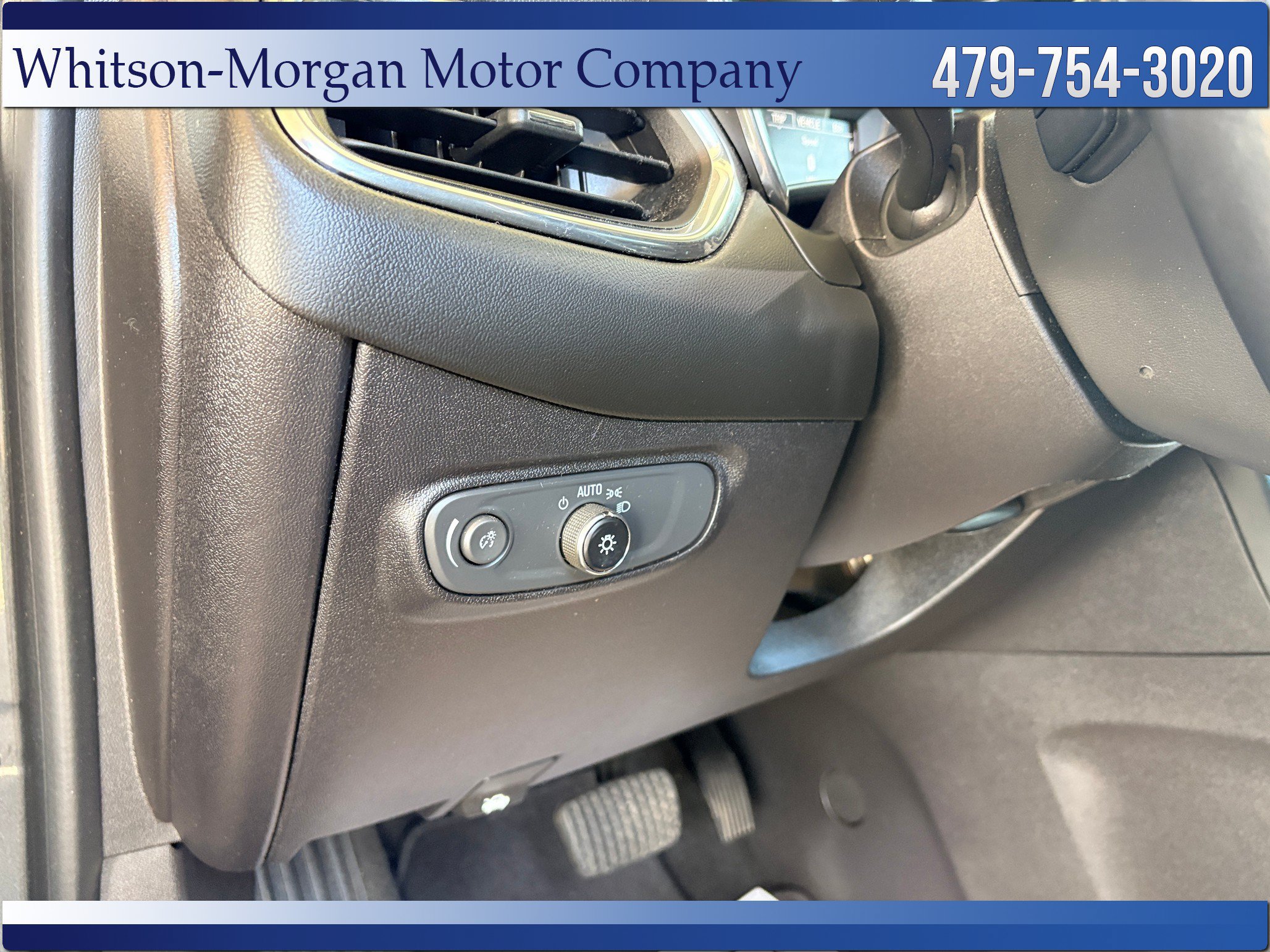 Used 2018 Chevrolet Equinox LT FWD image 14