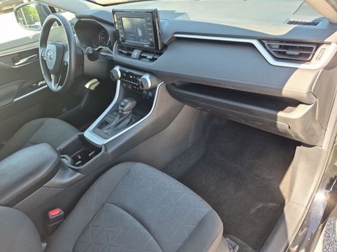 Used 2022 Toyota RAV4 XLE w/ Convenience Package AWD/4WD image 22
