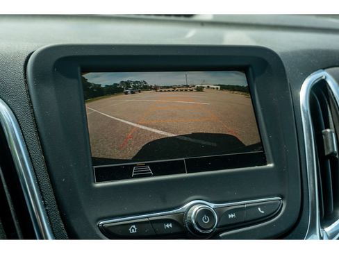 Used 2024 Chevrolet Equinox LT AWD/4WD image 22