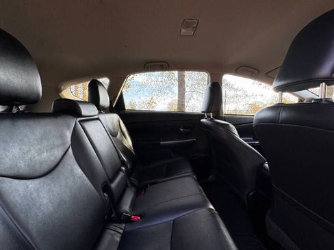 Used 2015 Toyota Prius V Five FWD image 16