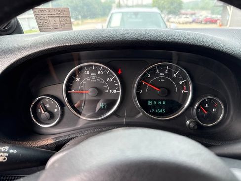 Used 2014 Jeep Wrangler Unlimited Sport w/ Quick Order Package 24S AWD/4WD image 30