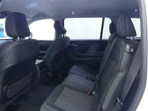 Used 2023 Jeep Grand Cherokee L Laredo w/ Luxury Tech Group I AWD/4WD image 22