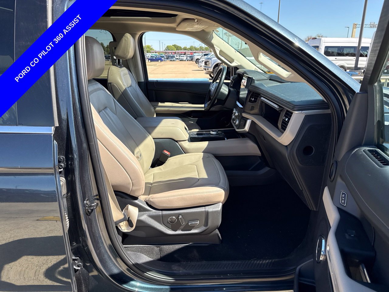 Used 2024 Ford Expedition Max Limited RWD image 15