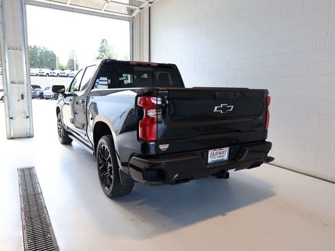 New 2026 Chevrolet Silverado 1500 High Country w/ High Country Premium Package AWD/4WD image 8