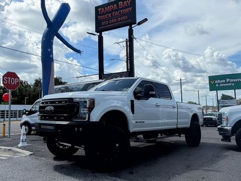 Used 2021 Ford F250 Lariat AWD/4WD image 2
