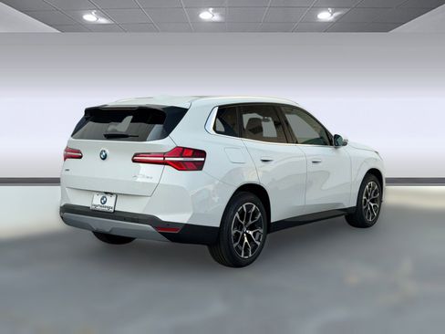 New 2026 BMW X3 xDrive30 image 9