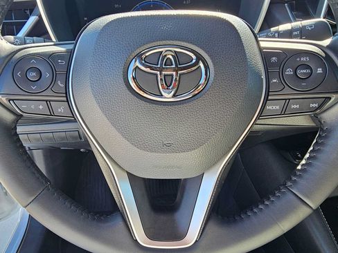 Used 2025 Toyota Corolla XSE FWD image 22