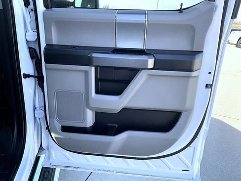 Used 2021 Ford F350 XLT w/ XLT Premium Package image 18