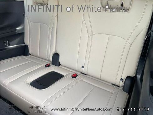 Certified 2025 INFINITI QX60 Luxe w/ Vision Package AWD/4WD image 8
