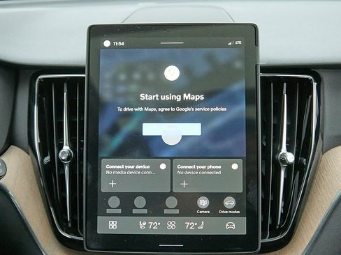 New 2026 Volvo XC60 B5 Core w/ Climate Package image 24