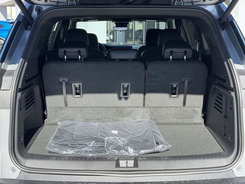 New 2026 GMC Acadia Elevation w/ Black Edition FWD image 12