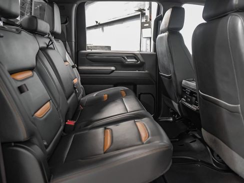Used 2024 GMC Sierra 2500 AT4 w/ AT4 Premium Plus Package AWD/4WD image 34