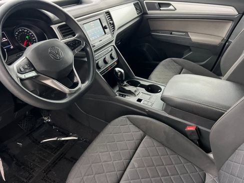 Used 2021 Volkswagen Atlas Cross Sport S image 12