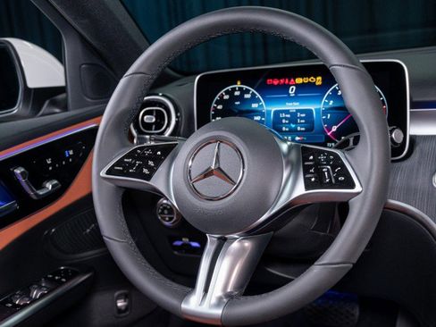 New 2026 Mercedes-Benz C 300 Sedan image 15