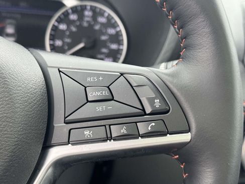Used 2024 Nissan Sentra SR w/ SR Premium Package FWD image 22