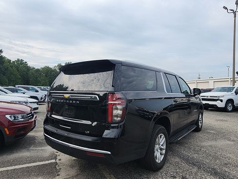 Used 2024 Chevrolet Suburban LT AWD/4WD image 5