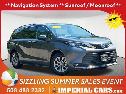 Used 2025 Toyota Sienna XLE w/ XLE Plus Package