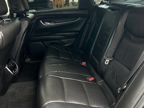 Used 2019 Cadillac XTS w/ Rear Seat Comfort Package image 17