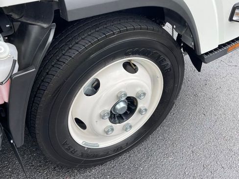 New 2024 Chevrolet Low Cab Forward RWD image 17