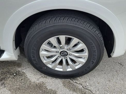 Certified 2023 Nissan Armada SV w/ Cargo Package AWD/4WD image 7