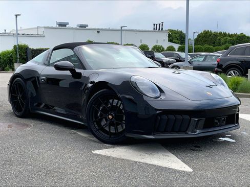 Used 2026 Porsche 911 Targa 4 GTS AWD/4WD image 9