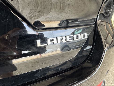 Used 2025 Jeep Grand Cherokee Laredo X w/ Luxury Tech Group I RWD image 44