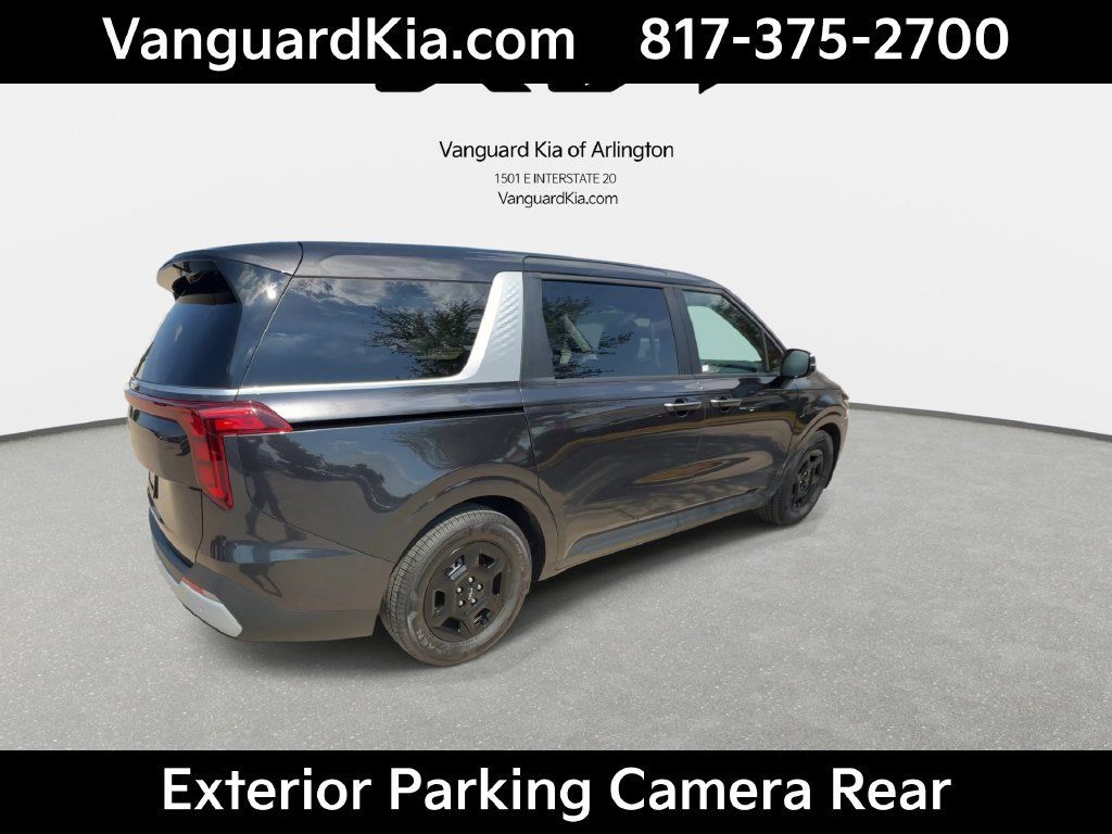 Certified 2026 Kia Carnival FWD image 9
