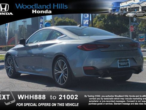 Used 2017 INFINITI Q60 2.0t w/ Moonroof Package RWD image 7