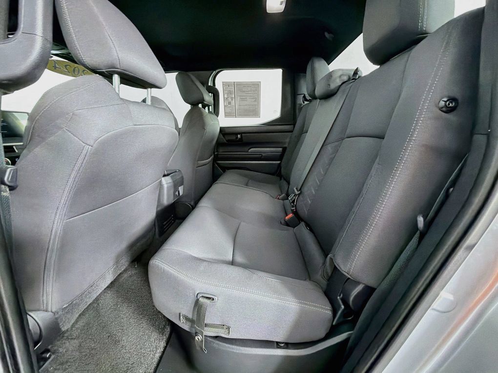 Used 2024 Toyota Tacoma SR AWD/4WD image 38