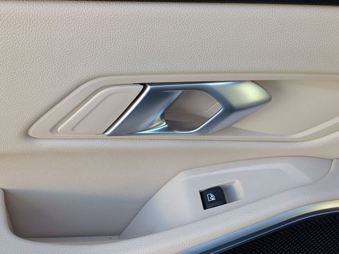 New 2026 BMW 330i xDrive Sedan w/ M Sport Package image 27