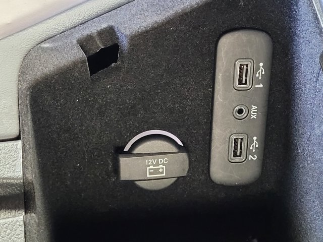 Used 2019 Dodge Challenger SXT w/ Blacktop Package RWD image 13